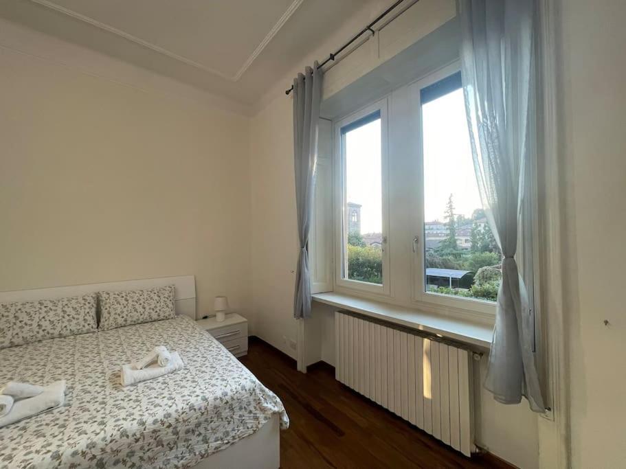Bg Central President Suite Con Parcheggio - Vista Citta Alta Bergamo Exterior foto