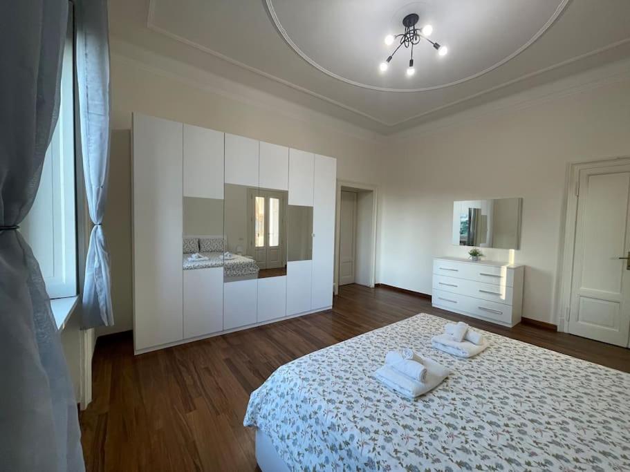 Bg Central President Suite Con Parcheggio - Vista Citta Alta Bergamo Exterior foto