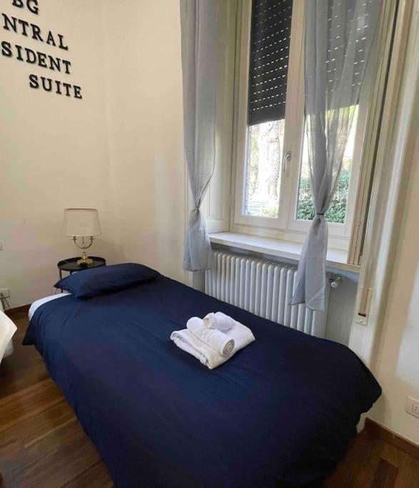 Bg Central President Suite Con Parcheggio - Vista Citta Alta Bergamo Exterior foto